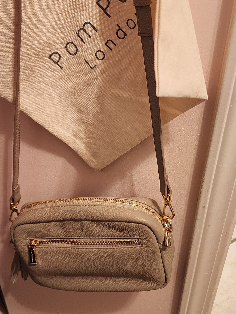 Pom Pom London Women's Crossbody Bag - Black - Picture 2 of 7
